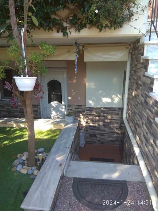 דירות ניאה מיכאניונה Vasiliki'S Cosy House מראה חיצוני תמונה